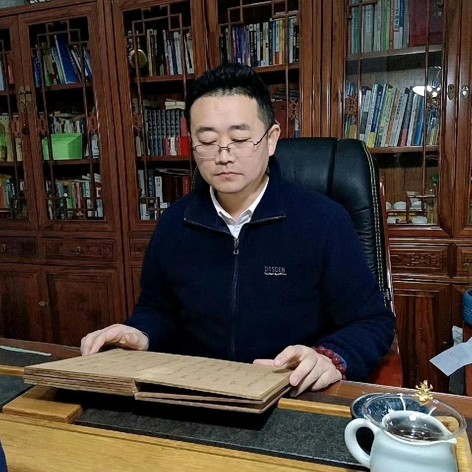 铜陵卢氏叛逆小助理