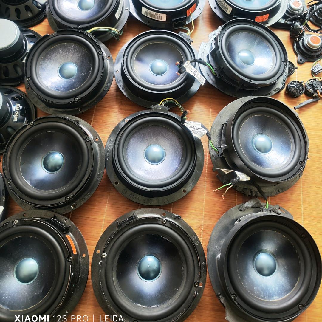 奔驰拆车哈曼卡顿音响