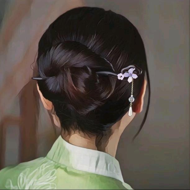 绾了头发