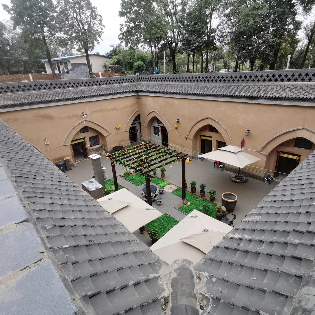 星河地坑院民宿（陕州地坑院景区店）