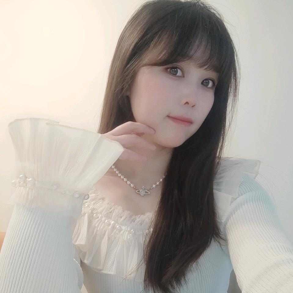 瑞