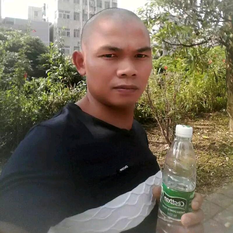 阳光哥.晚上22点10分首播