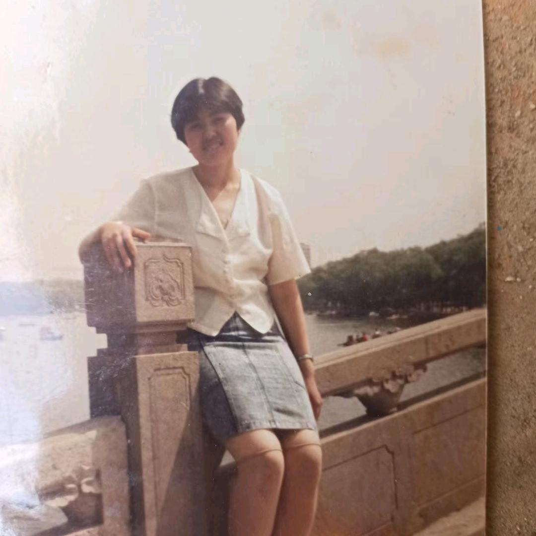 萌萌哒（下午四点左左开直播，八点左左开）