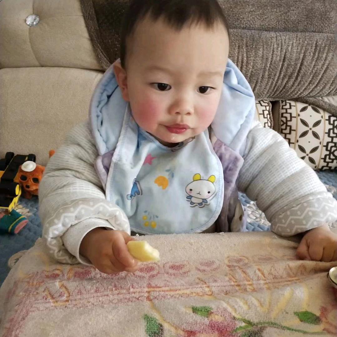 1506779772摘星辰的恒宝)