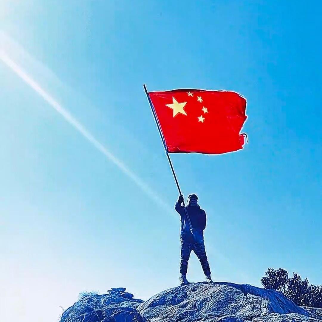 阿满哥摆摊游中国