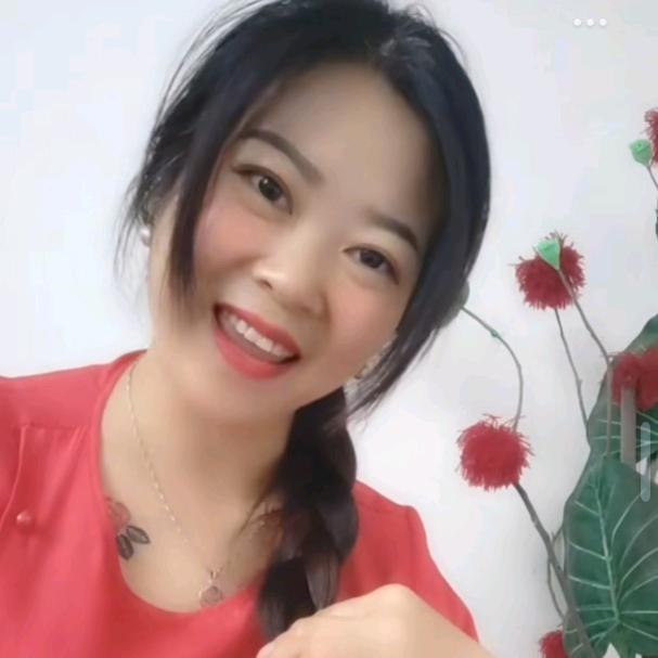 铿锵玫瑰