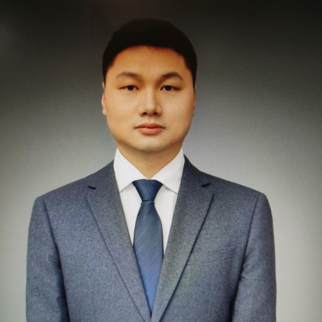 李小军