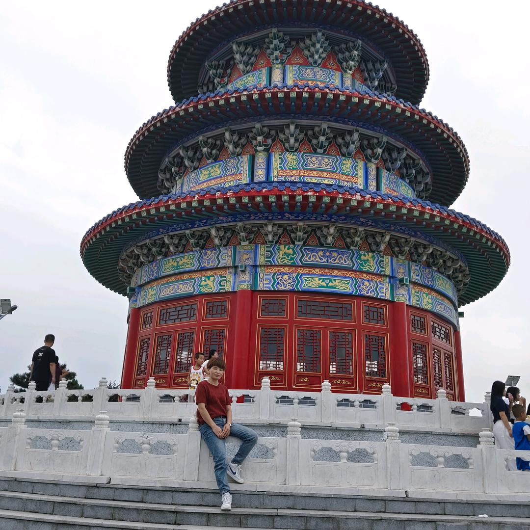 筱芳百货（橱窗有好物）