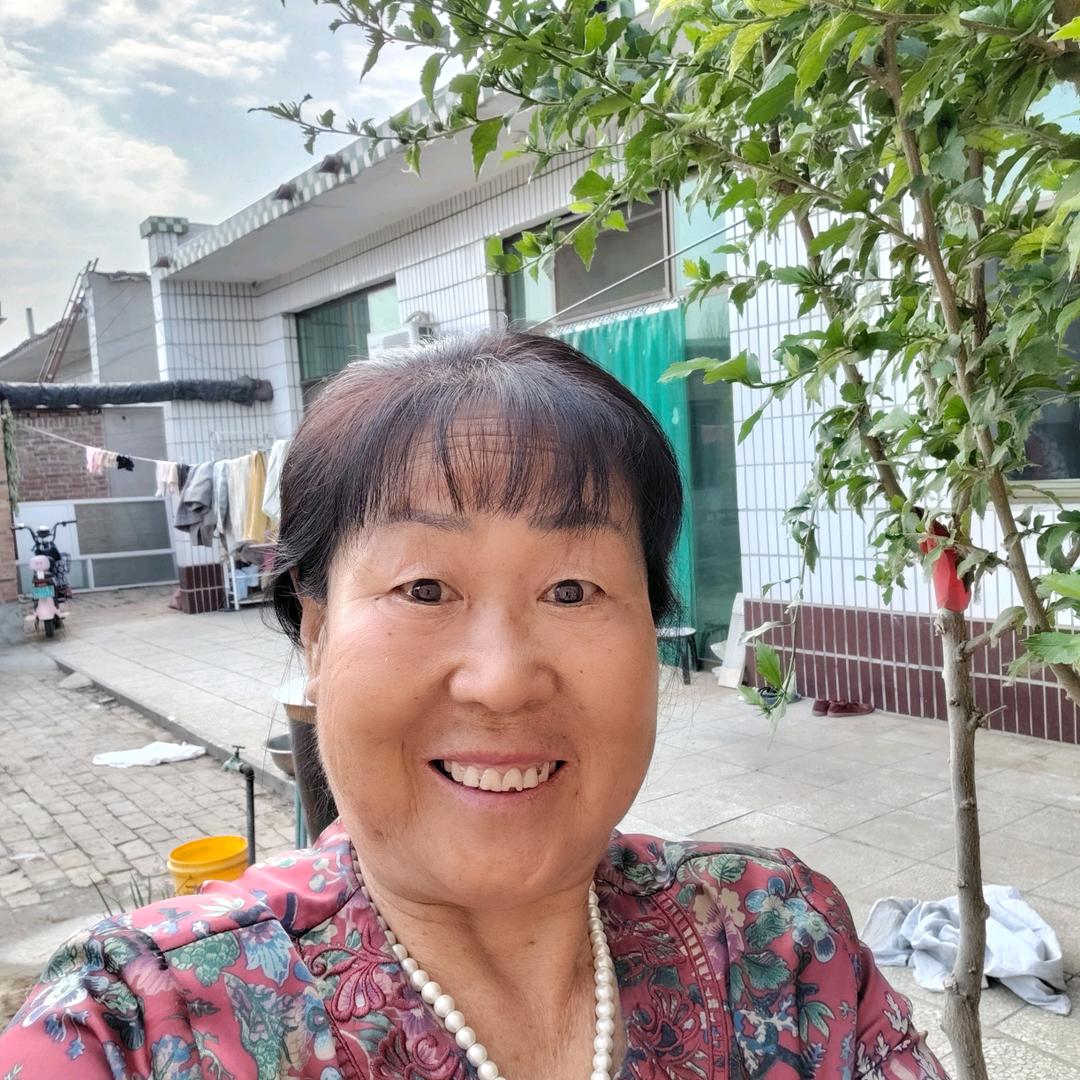 火辣的老太桂苓