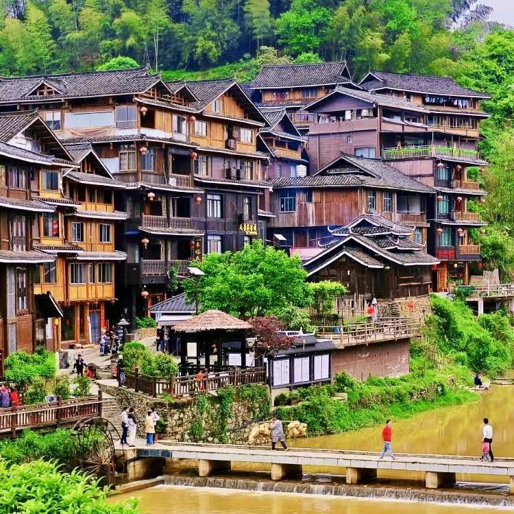 爱吃榴莲的姑娘（首播筹备中。）