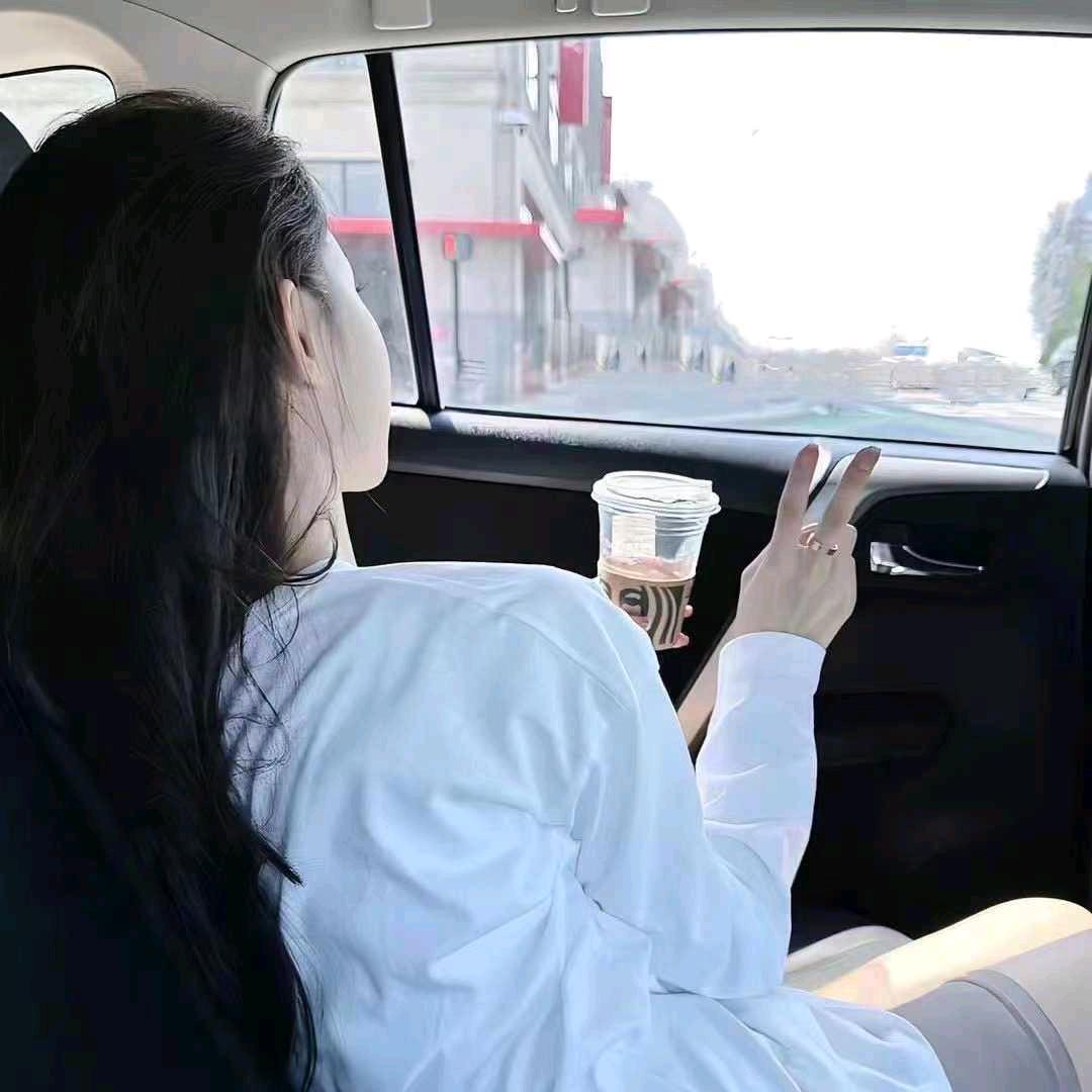 喜欢鲤科的伊登头像