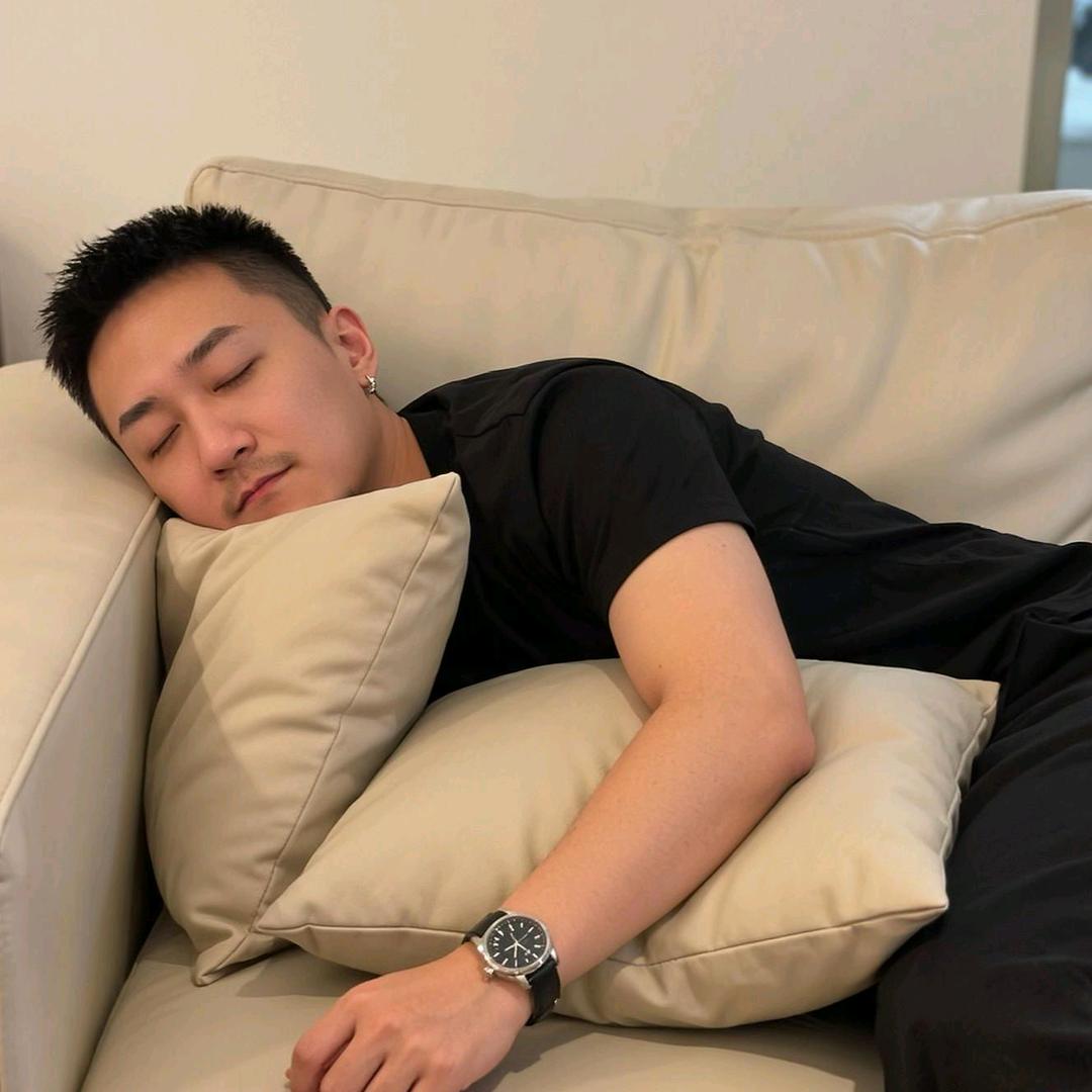 乾乾尘尘