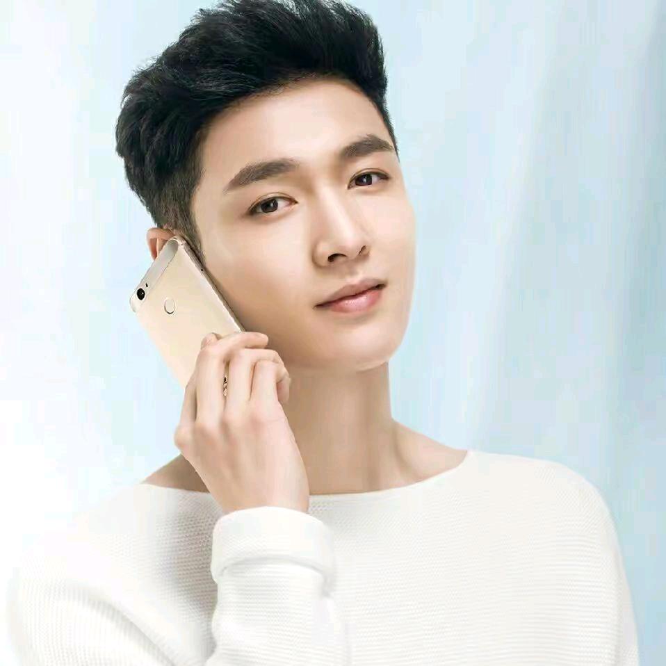 生活爱好聊天时，K歌会友不定时开播敬请光