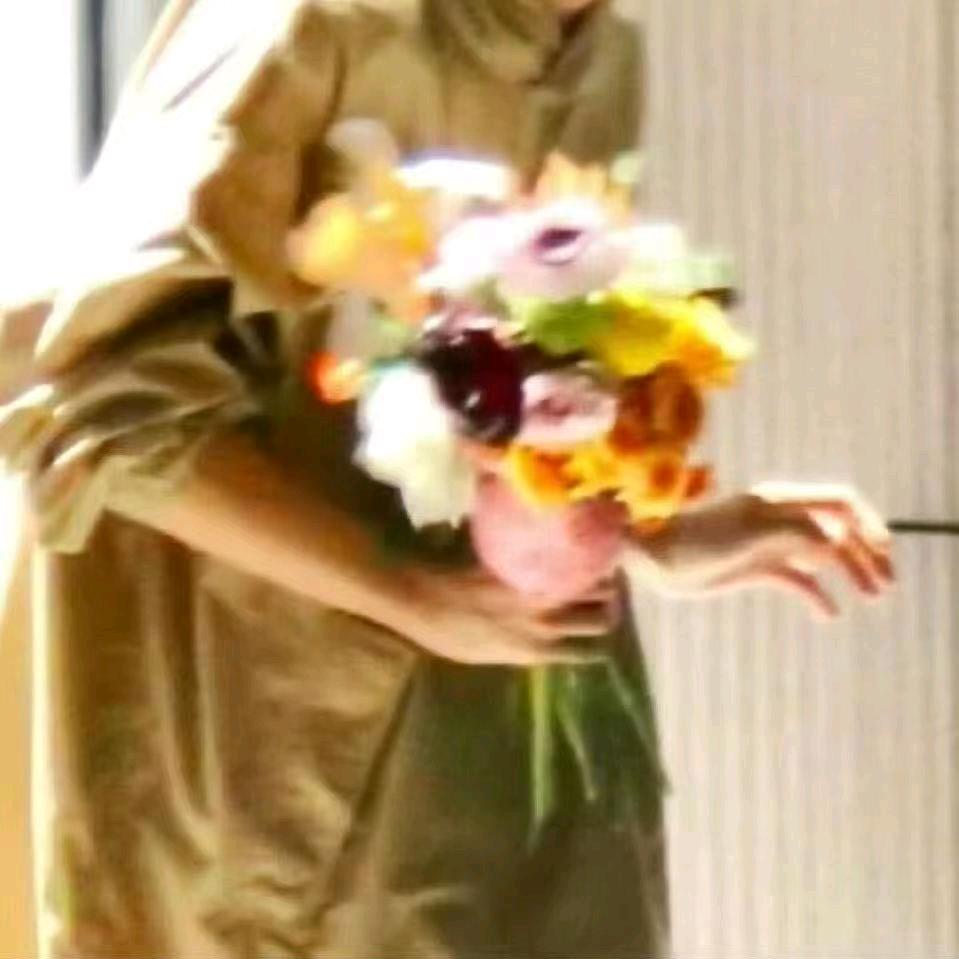 何浩楠的车牌牌