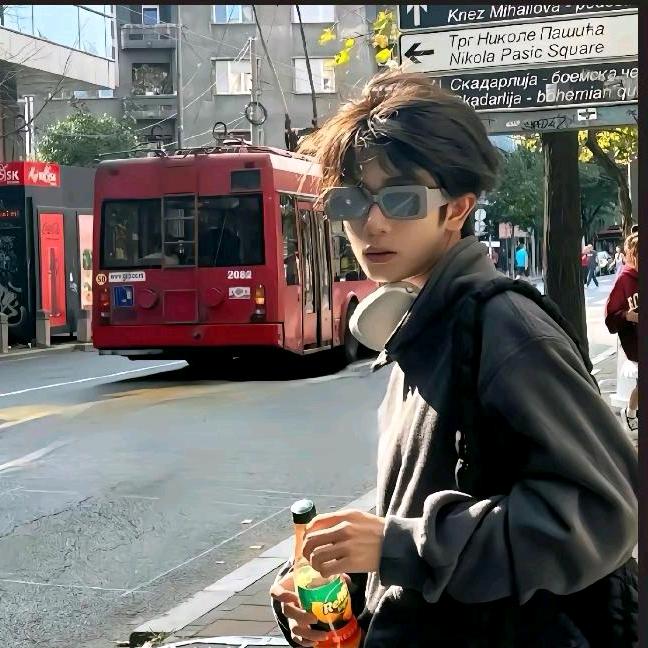 爱吃湘菜的某某某