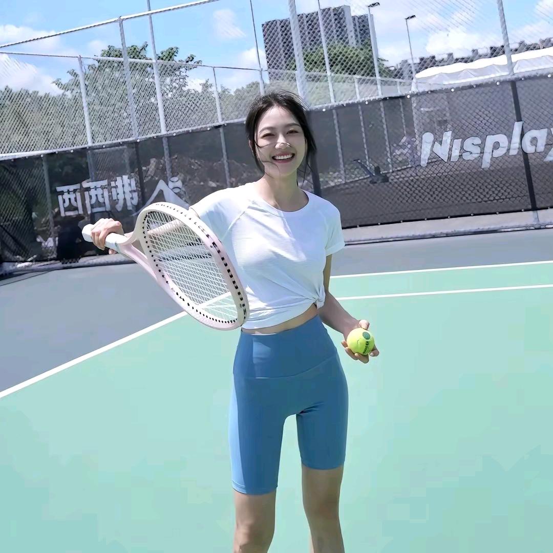 嘻嘻(撕>回)