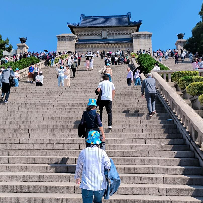 人在吕途