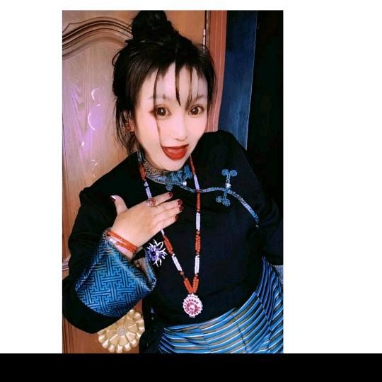 白说饰界