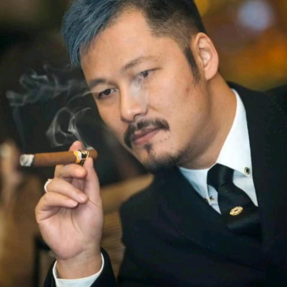 榴德滑。