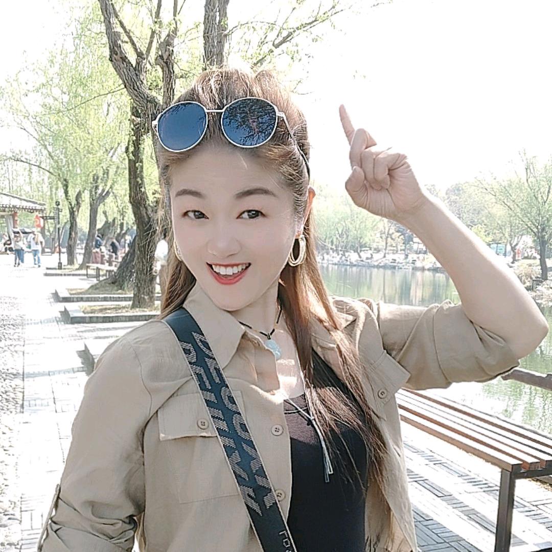 刘荣~大悟金兰珠宝