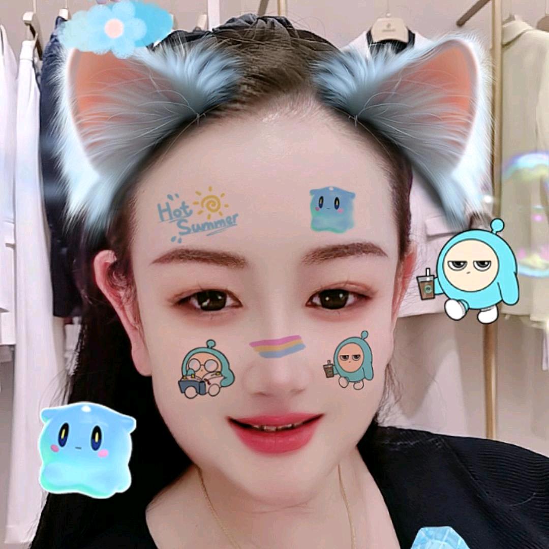 固原市原州区贵姿，郁香菲服装店