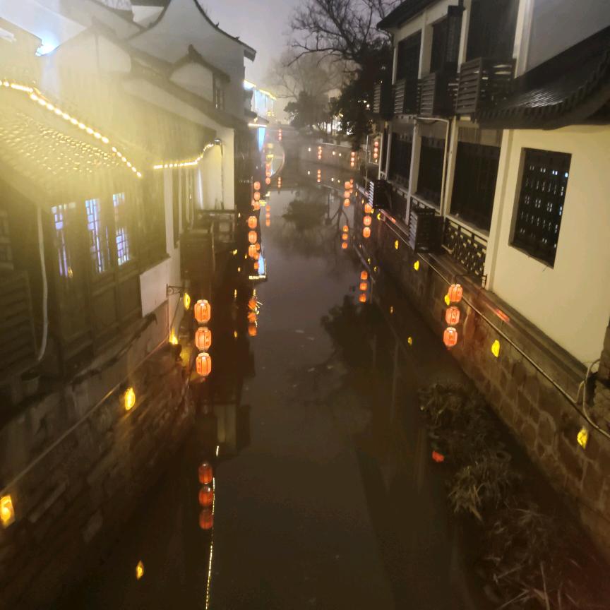 致青春， 一路狂奔