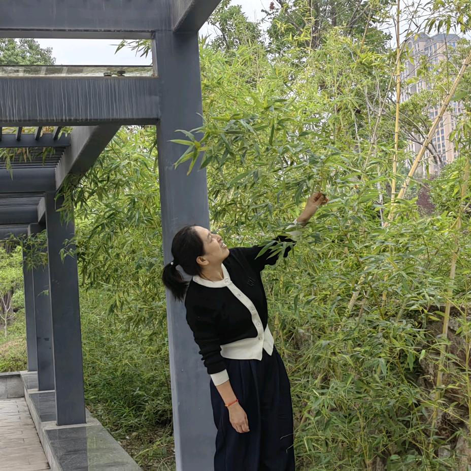 做个没心没肺的人，开开心心的过每一天