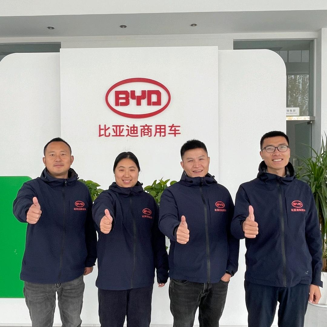 比亚迪商用车成都丰易恒达店-杜德森