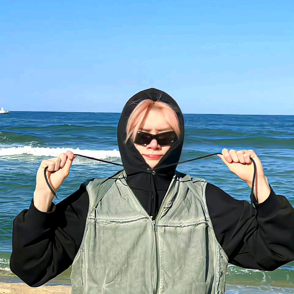 李优秀呐