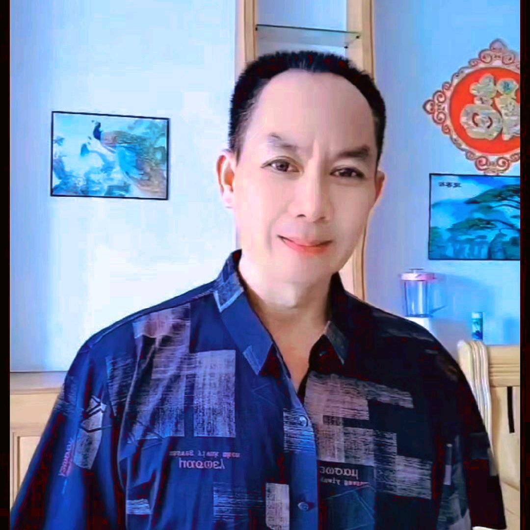 闲拍大叔