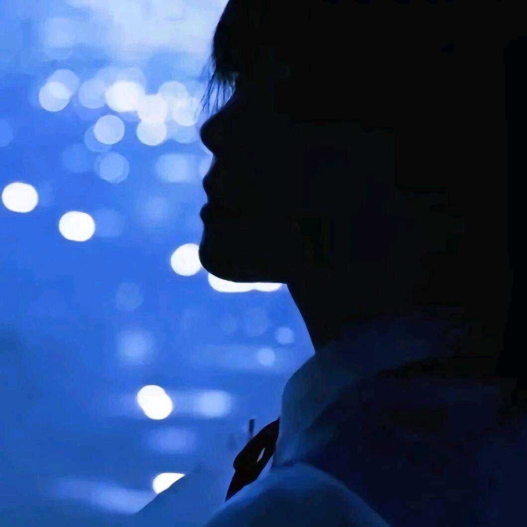 雨中绪