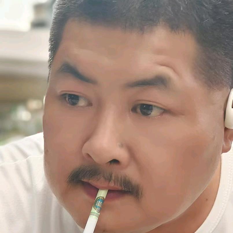 余生好好爱自己肥仔
