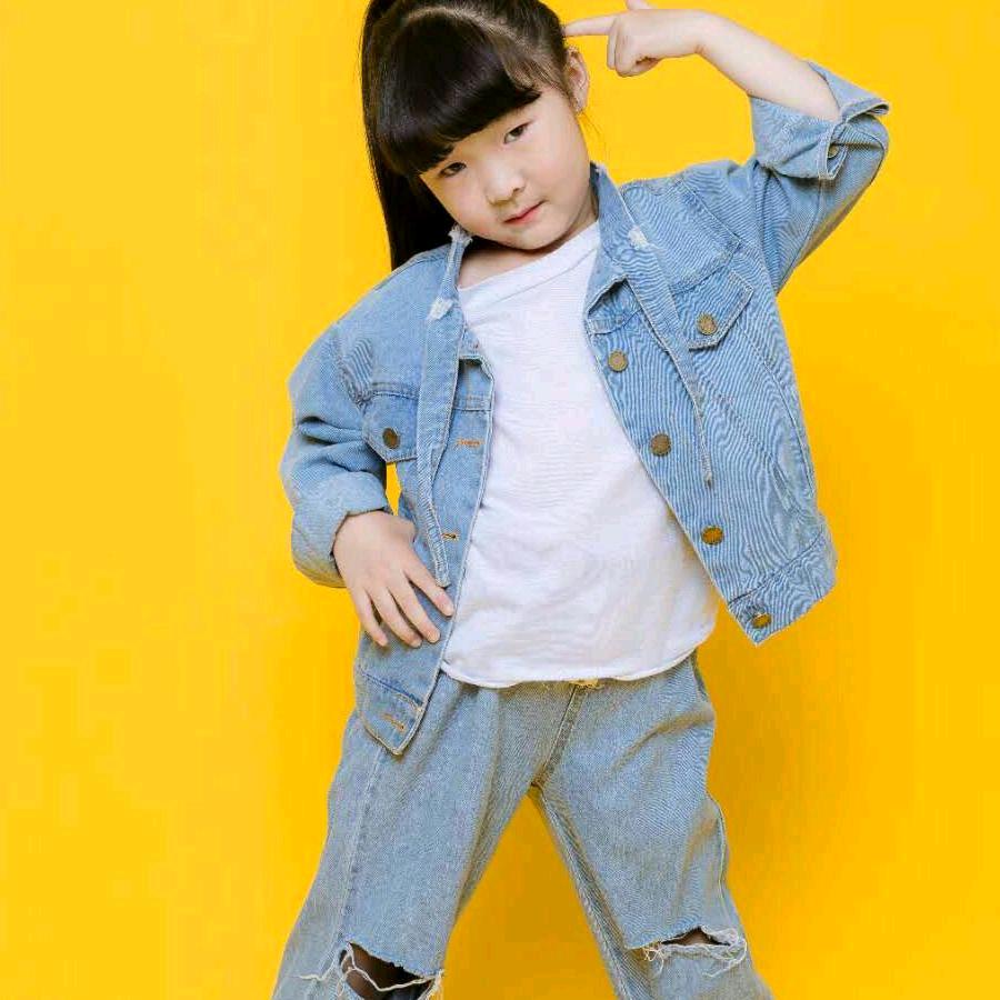 家有两个宝贝女儿