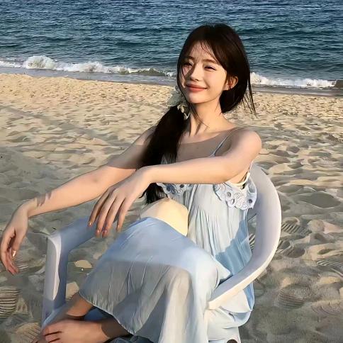 爱上班的妮妮