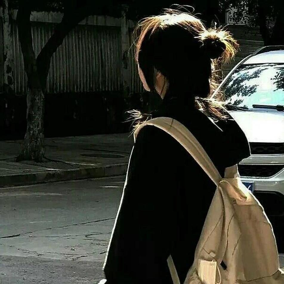 阿姩总是在做梦💤