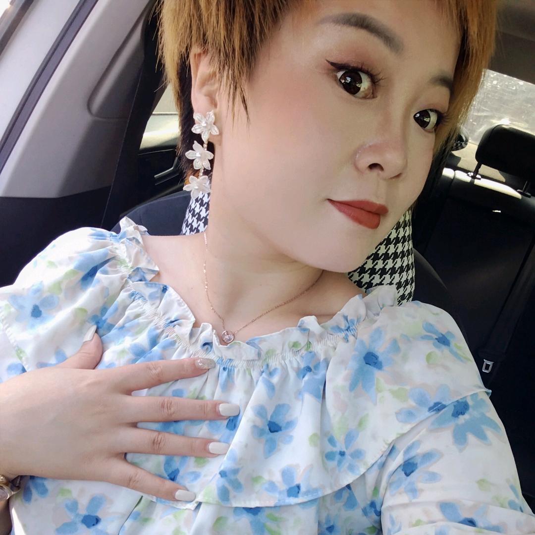 阿莲