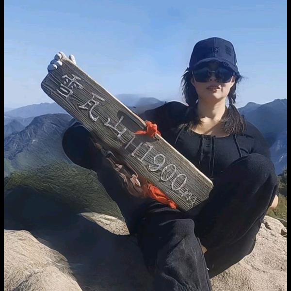 玲儿(78年的🐎）🌹🌹