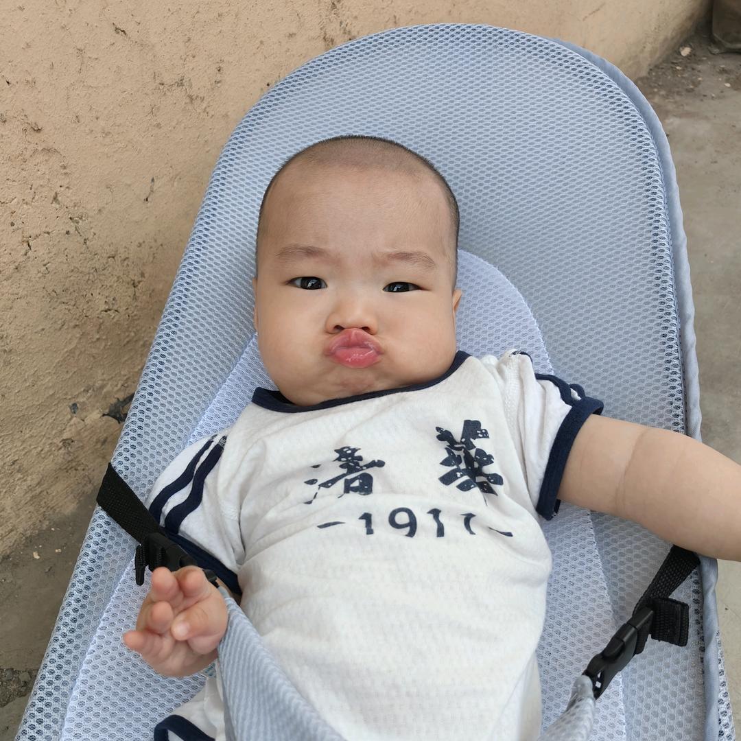 鲸鱼宝贝