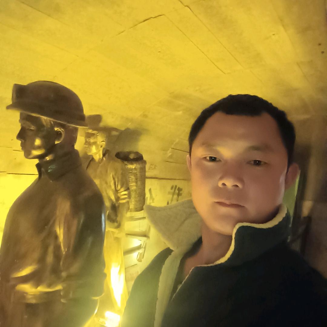 杨波