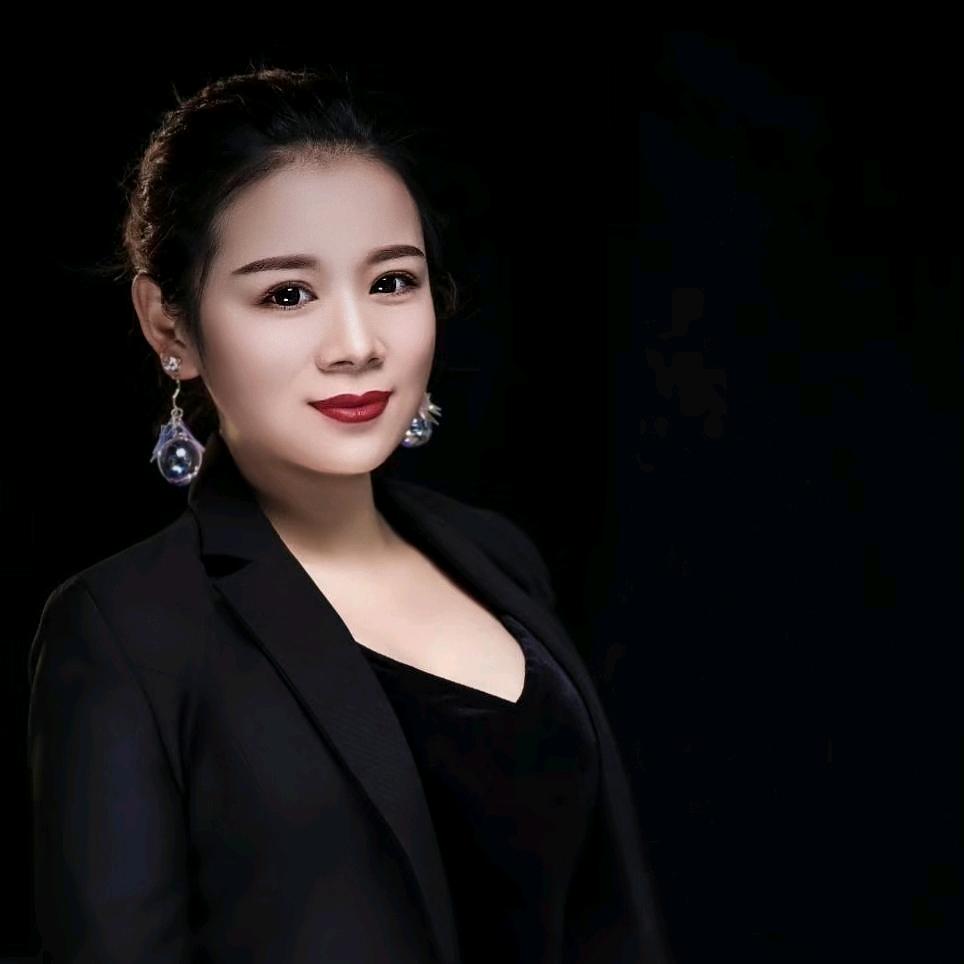 萧县CU视觉新锐摄影店长王茜