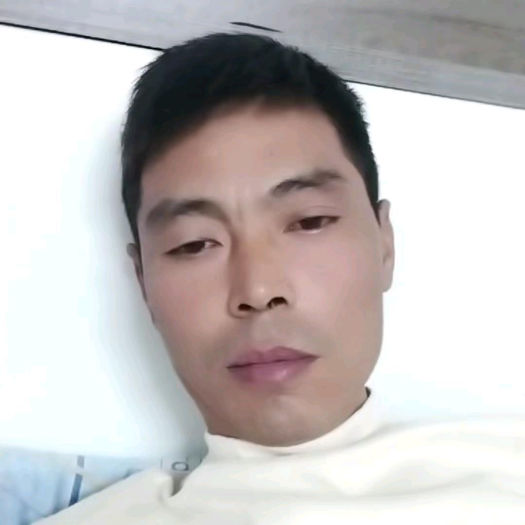 爱情就是我的坟墓💔💔❣️❣️《明》