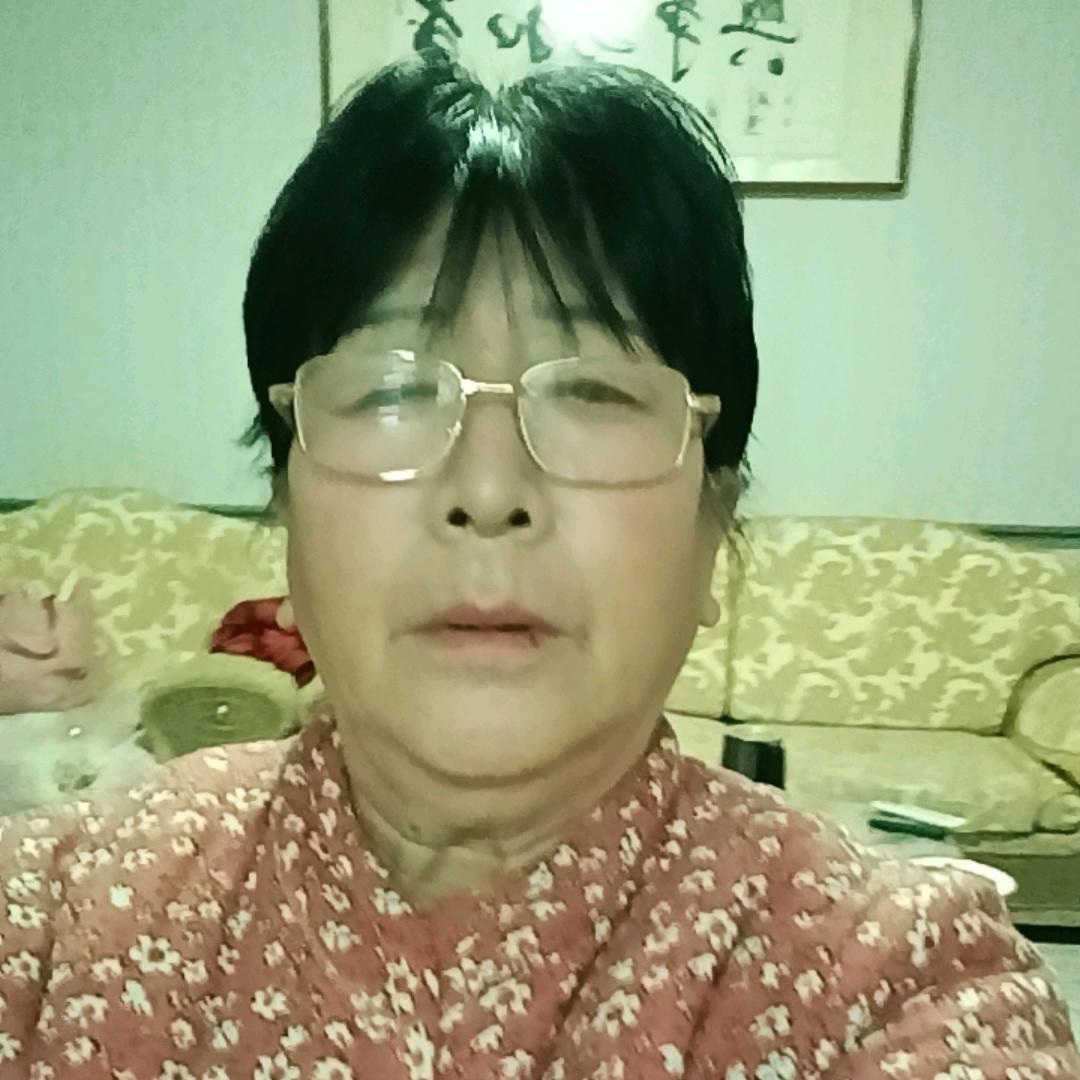 秀姐（早上8：10分开播）