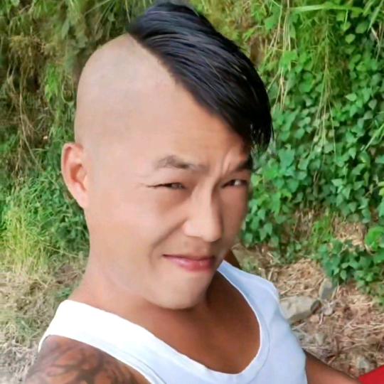 晴隆县芯豪土鸡养殖场