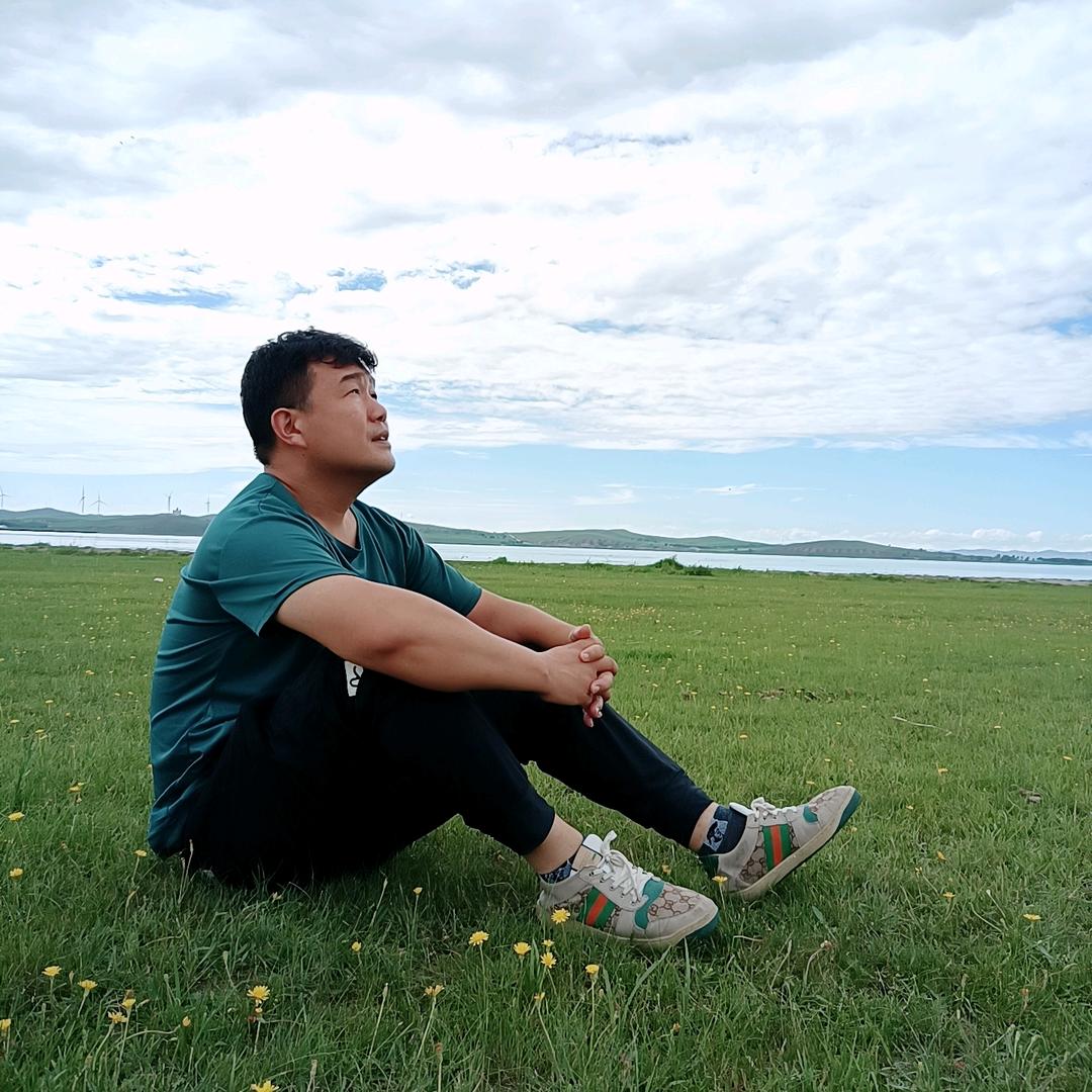 祥润德瓷砖胶，腻子供应商哲哥