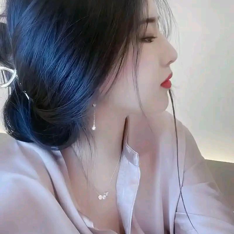 此女独y无二