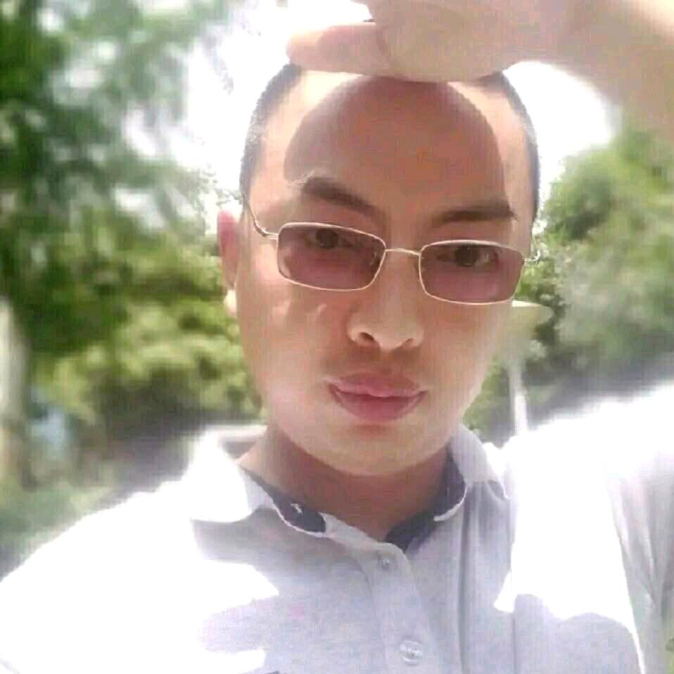 楊先生.