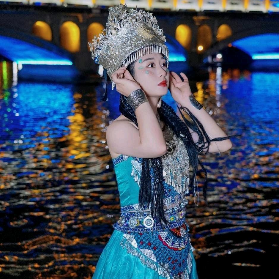 爱生活爱旅游的花姐