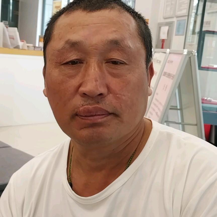 阿伟
