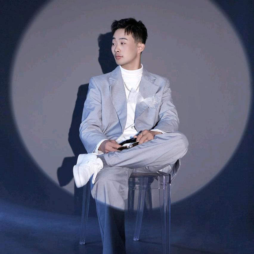 孤独一个人