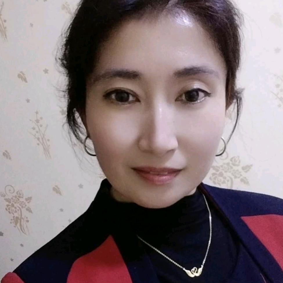 kokos qi  Surmiqi女孩